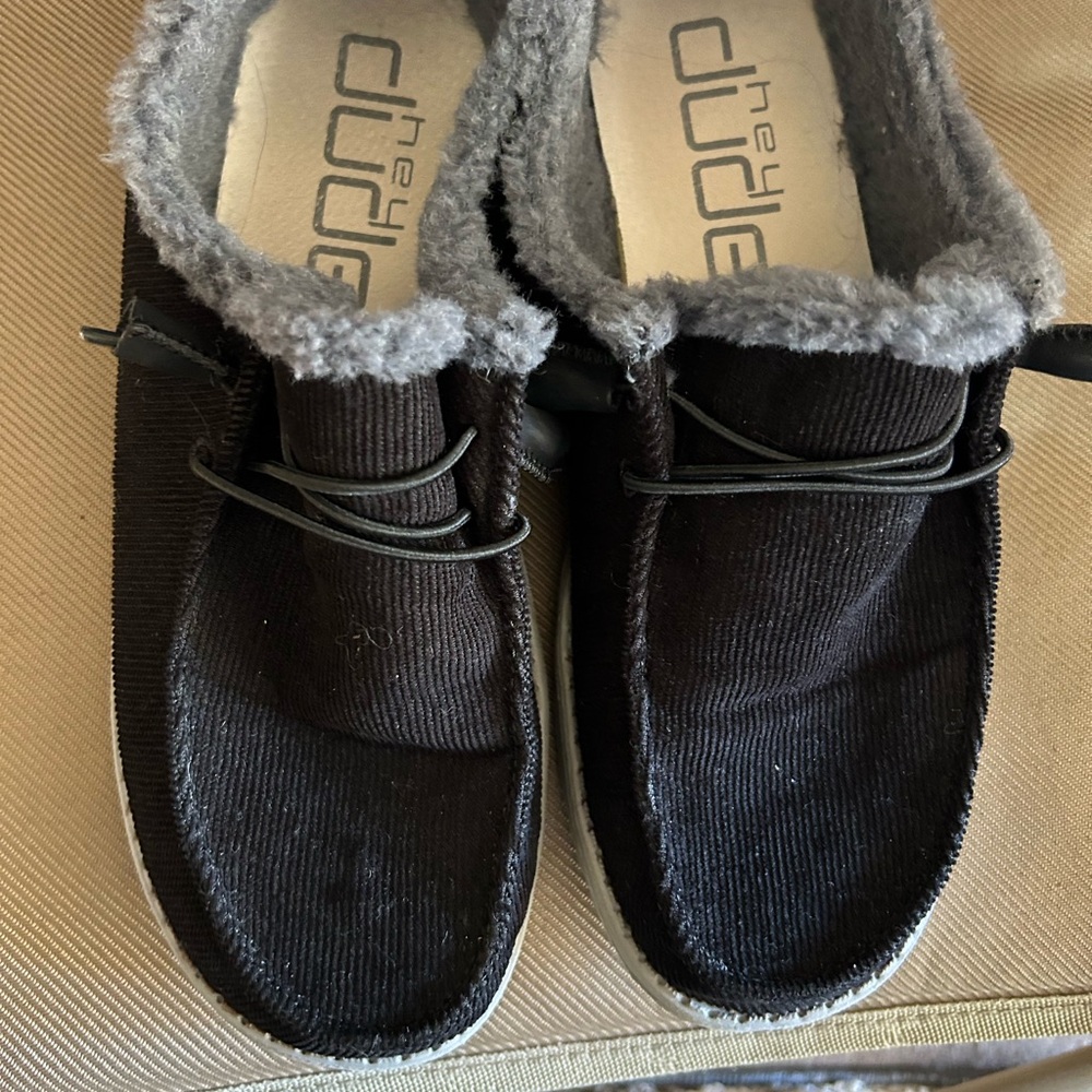 Hey Dude Ladies Corduroy  Black Shoes
